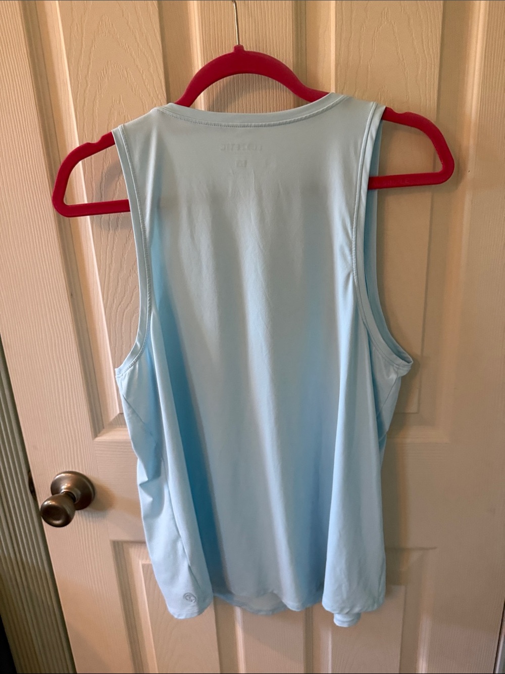 Lilly Pulitzer Luxletic Light Blue Sleeveless Tank Top - Picture 4 of 6